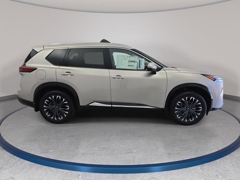 New 2026 Nissan Rogue Platinum w/ Platinum Premium Package AWD/4WD image 4