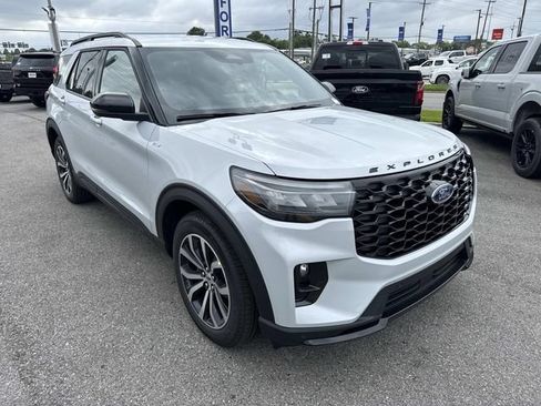 New 2026 Ford Explorer ST-Line w/ Premium Package RWD image 3
