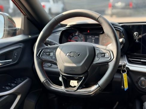 Used 2024 Chevrolet Trax RS w/ Driver Confidence Package FWD image 20
