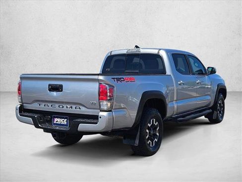 Used 2022 Toyota Tacoma TRD Off-Road w/ TRD Premium Off Road Package AWD/4WD image 5