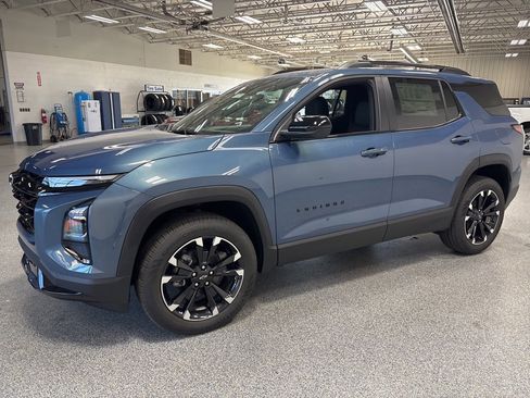 New 2026 Chevrolet Equinox RS image 3