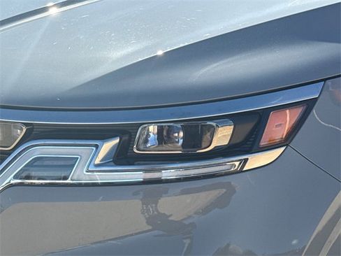 Used 2023 Kia Carnival SX Prestige image 4