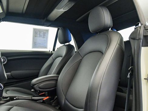 Used 2022 MINI Cooper Convertible image 18