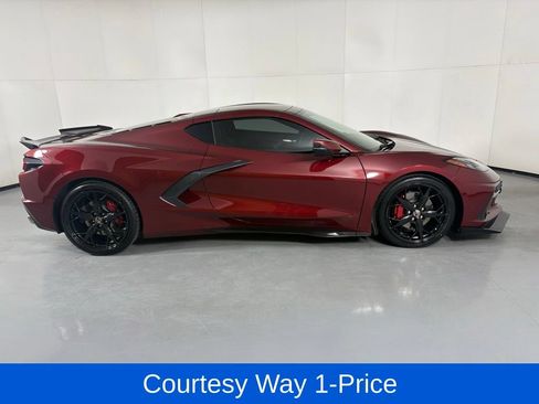 Used 2020 Chevrolet Corvette Stingray Preferred Cpe w/ 2LT Preferred Equipment Group RWD image 12