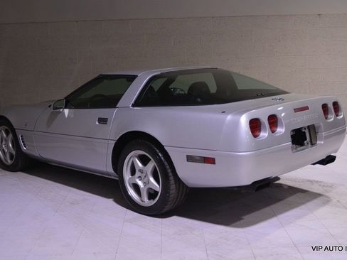 Used 1996 Chevrolet Corvette 2dr Coupe image 6