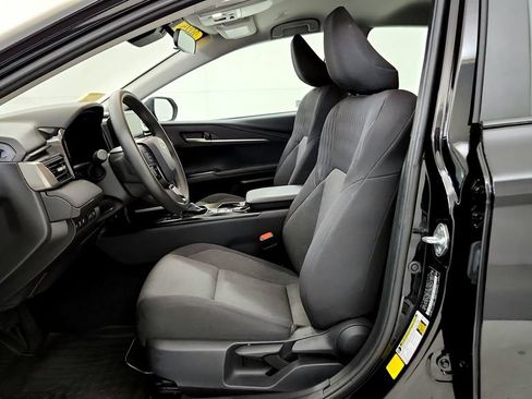 Used 2025 Toyota Camry LE FWD image 25