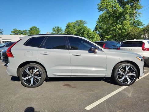 Certified 2024 Volvo XC60 B5 Ultimate w/ Protection Package Premier AWD/4WD image 7