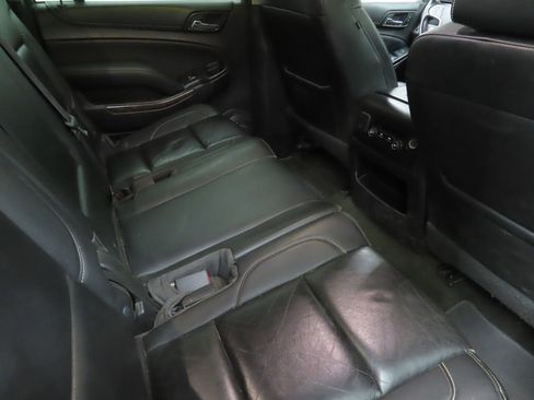 Used 2017 Chevrolet Suburban LT AWD/4WD image 20
