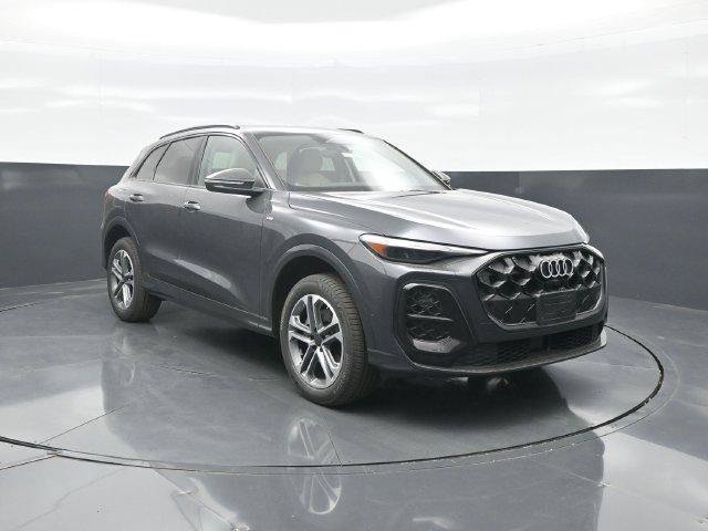 New 2026 Audi Q5 2.0T AWD/4WD image 1