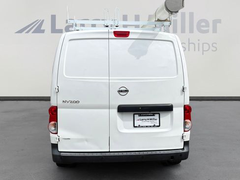 Used 2020 Nissan NV200 S FWD image 5