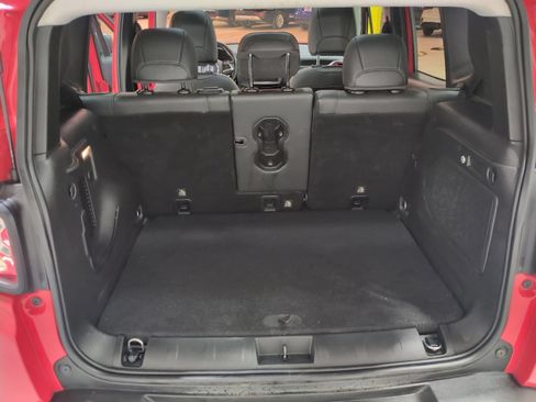 Used 2018 Jeep Renegade Trailhawk AWD/4WD image 12