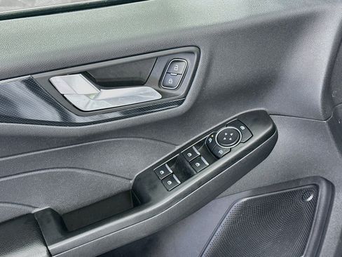 Used 2025 Ford Escape ST-Line FWD image 15