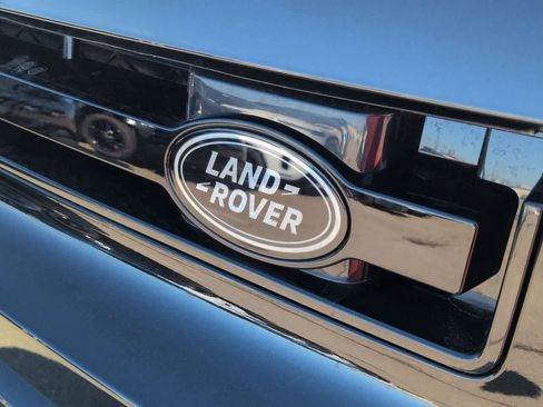 New 2026 Land Rover Defender 130 X-Dynamic SE image 11