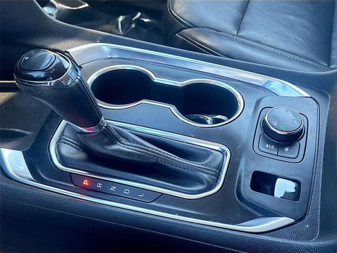 Used 2018 Chevrolet Traverse Premier w/ Driver Confidence II Package image 18