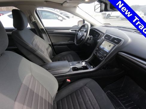 Used 2015 Ford Fusion S image 8