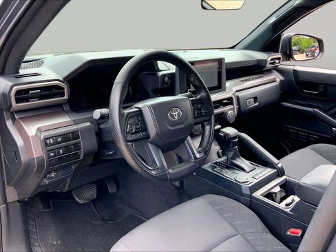 Used 2024 Toyota Tacoma SR5 RWD image 17