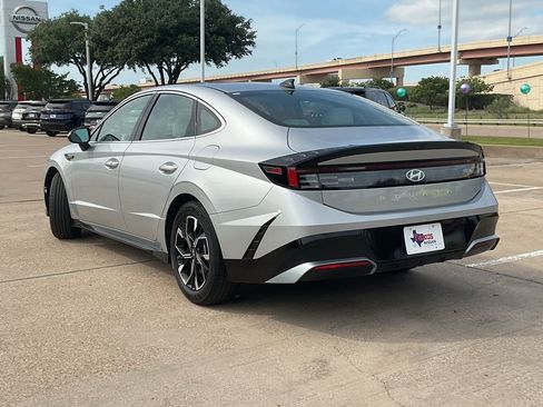 Used 2025 Hyundai Sonata SEL FWD image 7
