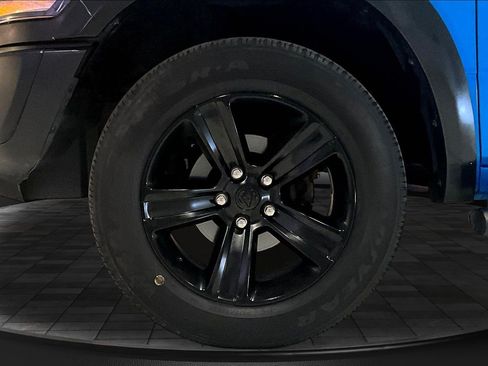 Used 2022 RAM 1500 Warlock AWD/4WD image 34