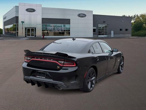 Used 2019 Dodge Charger Scat Pack w/ Plus Group image 9