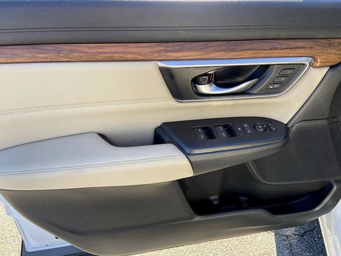 Used 2021 Honda CR-V EX-L image 9