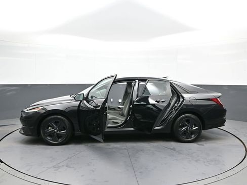 Certified 2023 Hyundai Elantra SEL w/ Cargo Package image 42