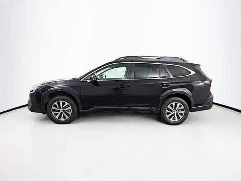 Used 2023 Subaru Outback Premium AWD/4WD image 4