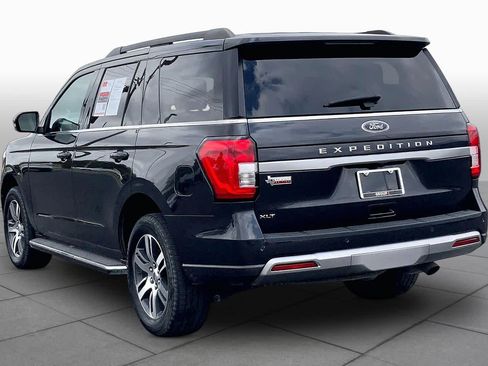 Used 2023 Ford Expedition XLT AWD/4WD image 12