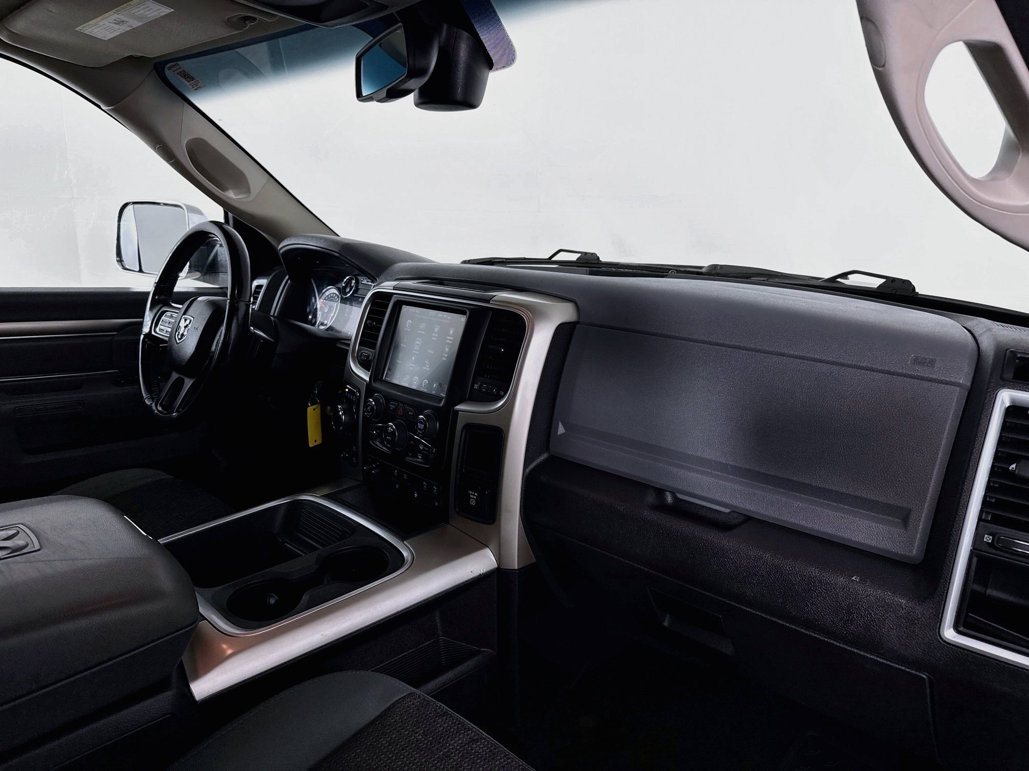 Used 2017 RAM 1500 Outdoorsman AWD/4WD image 29