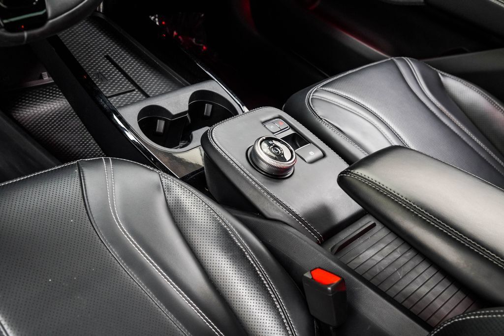 Used 2022 Ford Mustang Mach-E Premium AWD/4WD image 22