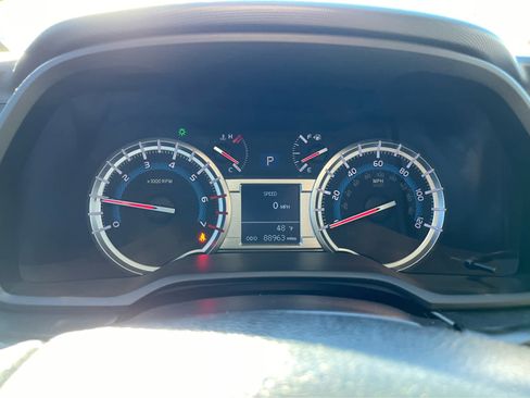 Used 2014 Toyota 4Runner SR5 image 13