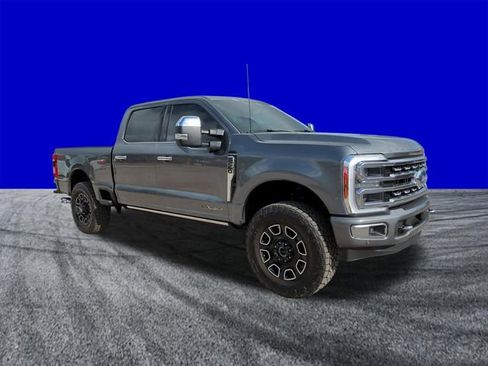 Used 2024 Ford F250 Platinum w/ FX4 Off-Road Package image 2