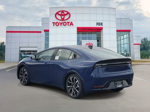 New 2026 Toyota Prius Plug-In Hybrid FWD image 3