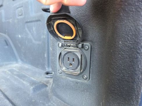 Used 2021 GMC Sierra 2500 AT4 w/ AT4 Premium Plus Package image 44