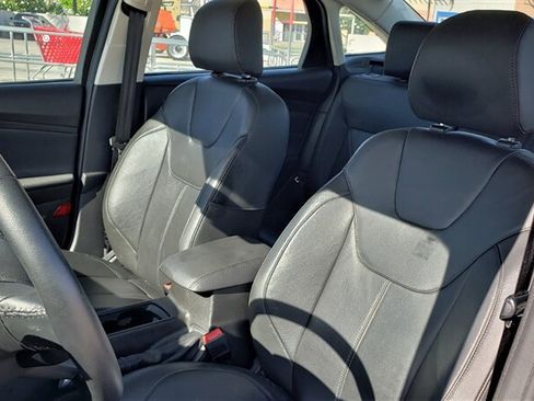 Used 2016 Ford Focus Titanium w/ Exterior Protection Package FWD image 12