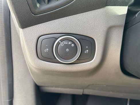 Used 2022 Ford Transit Connect XL image 20