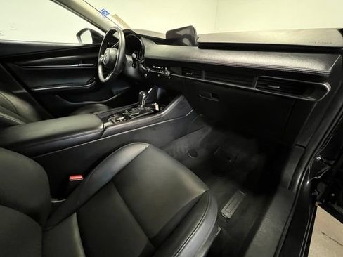 Used 2024 MAZDA MAZDA3 s FWD image 10
