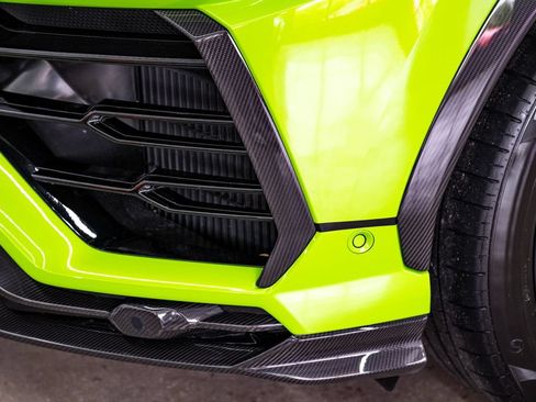 Used 2022 Lamborghini Urus AWD/4WD image 6