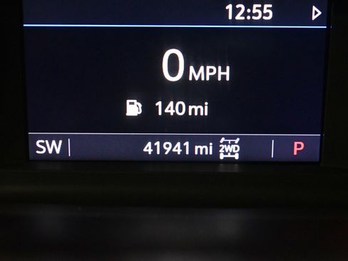 Used 2021 Chevrolet Silverado 1500 LT Trail Boss w/ Convenience Package II image 26