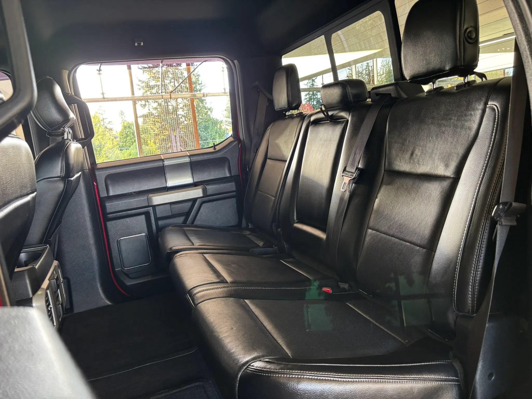 Used 2015 Ford F150 Lariat w/ Equipment Group 502A Luxury AWD/4WD image 24