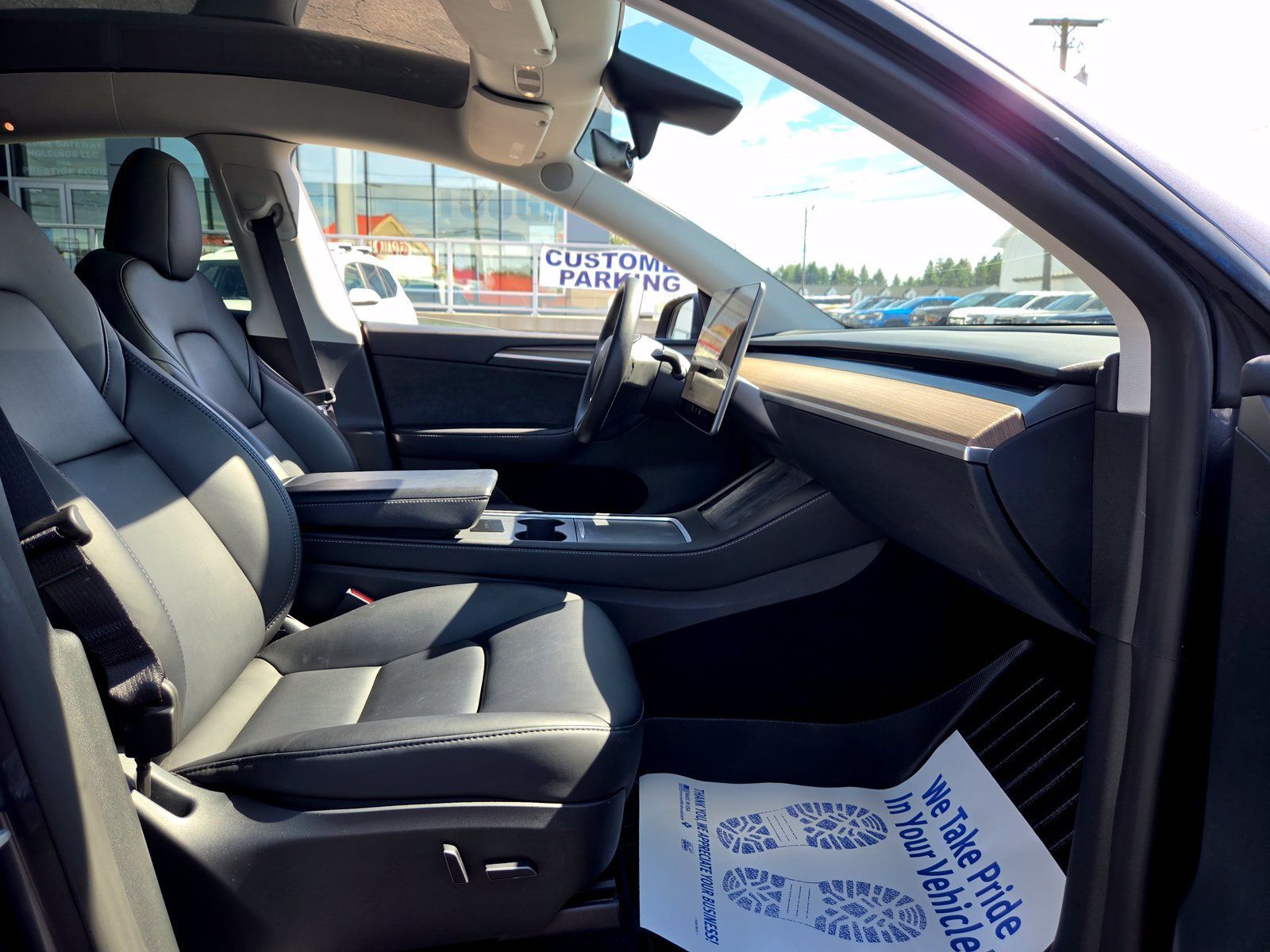 Used 2023 Tesla Model Y Performance AWD/4WD image 32