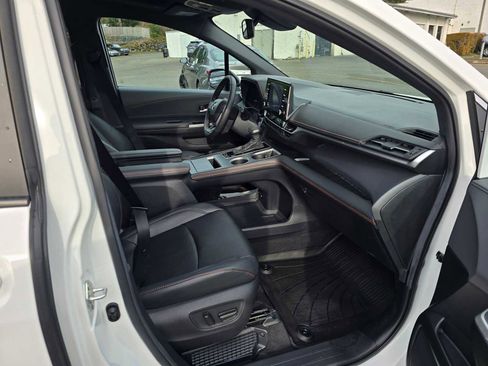 Certified 2024 Toyota Sienna XSE image 11