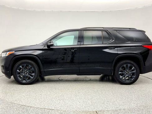 Used 2021 Chevrolet Traverse RS w/ LPO, Floor Liner Package image 8