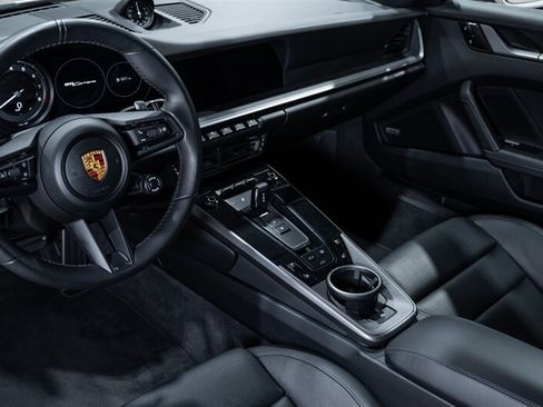 Used 2021 Porsche 911 Carrera RWD image 47