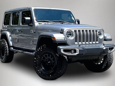 Used 2021 Jeep Wrangler Unlimited Sahara AWD/4WD image 2