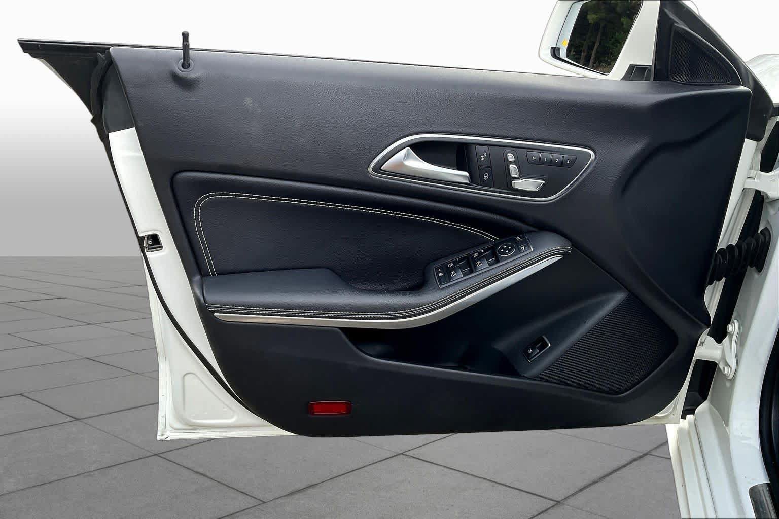 Used 2019 Mercedes-Benz CLA 250 image 21