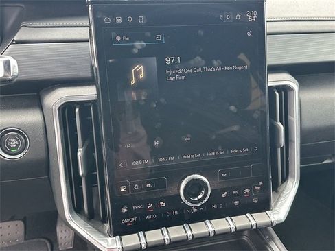 Certified 2025 GMC Acadia Elevation image 13