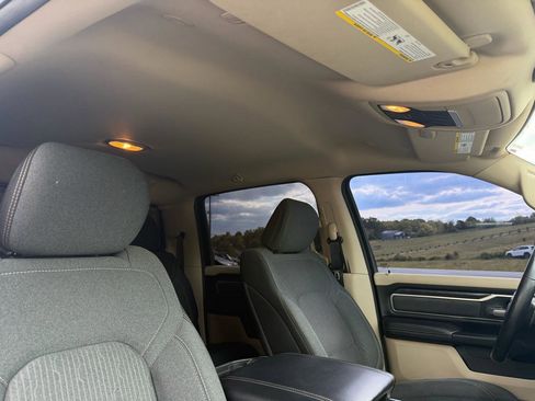 Used 2019 RAM 1500 Big Horn AWD/4WD image 31
