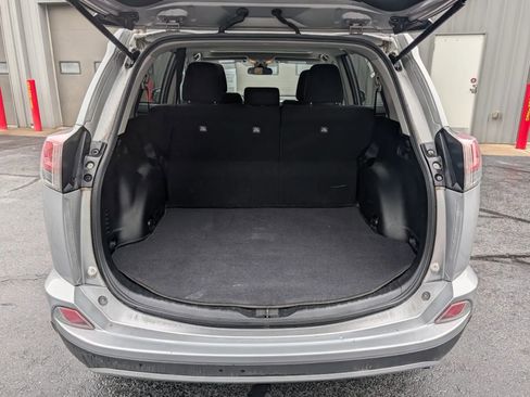 Used 2017 Toyota RAV4 XLE image 10