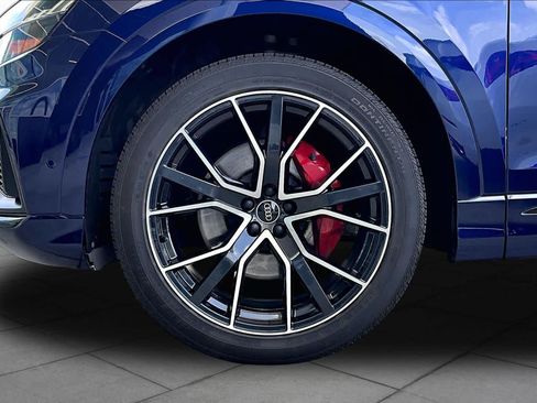 Used 2021 Audi Q8 Premium Plus w/ Premium Plus Package AWD/4WD image 11