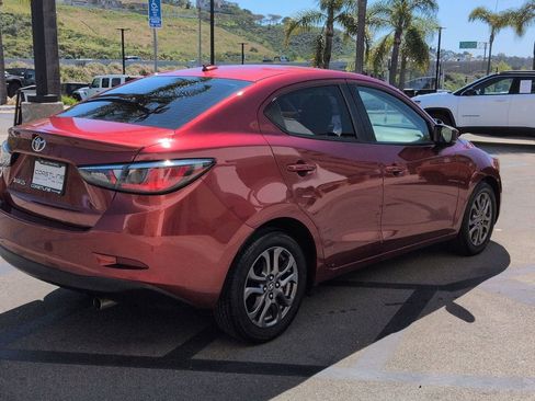 Used 2019 Toyota Yaris LE image 5